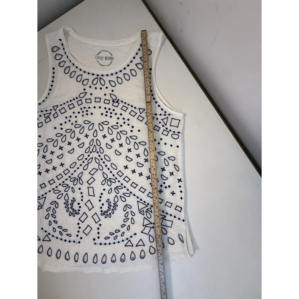 Lucky Brand Embroidered Tank Top XL White Blue Boho Coastal Summer - Picture 7 of 9